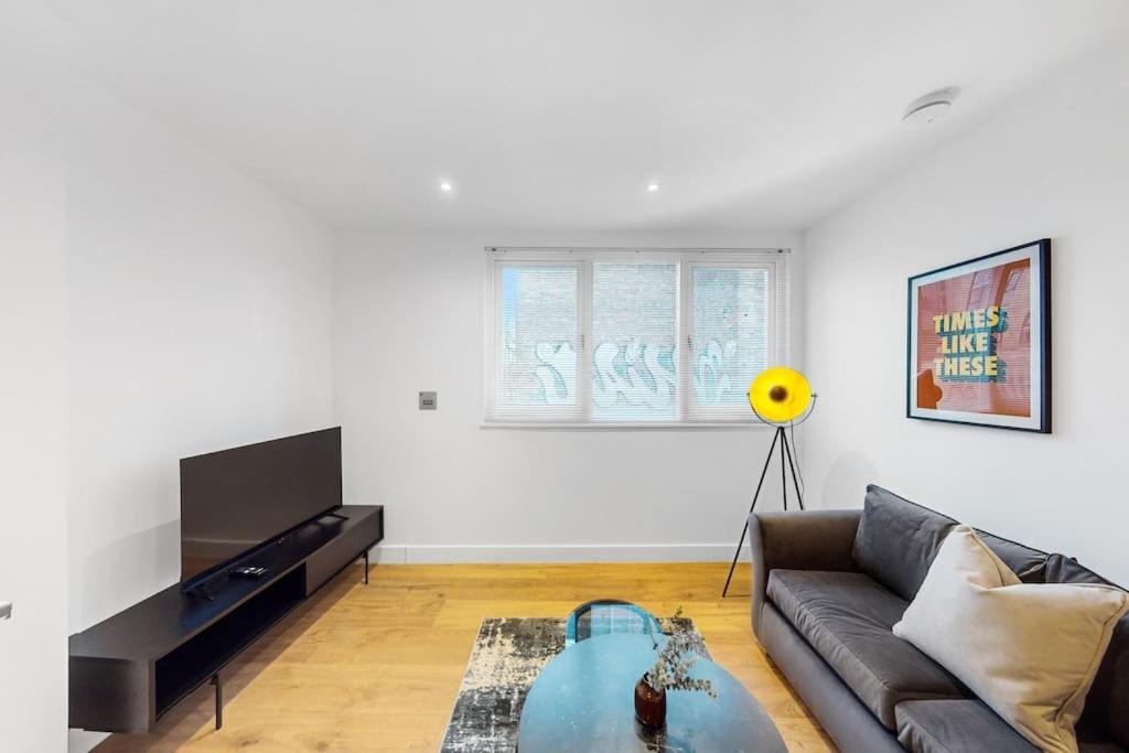 Number 1 Dalston 1 Bed Boutique Apartment ロンドン エクステリア 写真